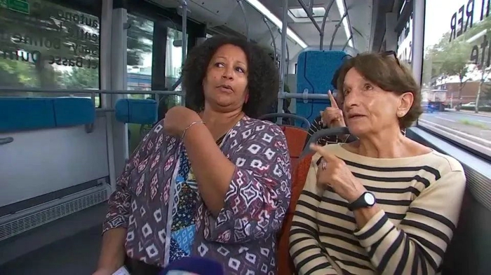 中车电动智能驾驶公交车在法国载客试运营2.jpg 中车电动智能驾驶公交车在法国载客试运营2.jpg