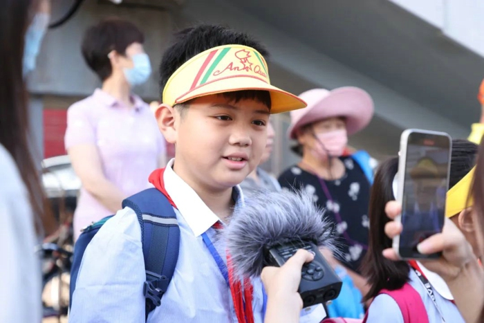 福田欧辉守护北京通学“安全快车道”5.jpg 福田欧辉守护北京通学“安全快车道”5.jpg