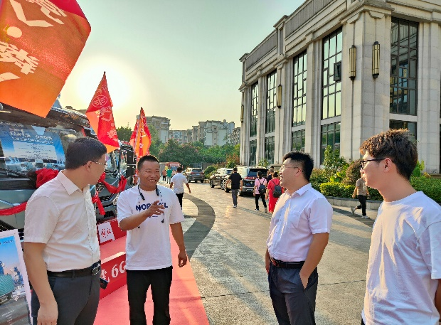 解放轻卡虎6G自动挡全国巡回试驾品鉴会(重庆站)圆满召开2.png 解放轻卡虎6G自动挡全国巡回试驾品鉴会(重庆站)圆满召开2.png