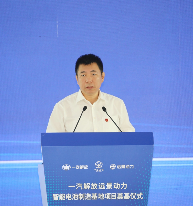 刘亦功.jpg 刘亦功.jpg