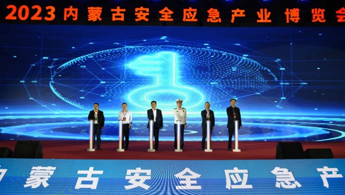 北奔1.jpg 北奔1.jpg