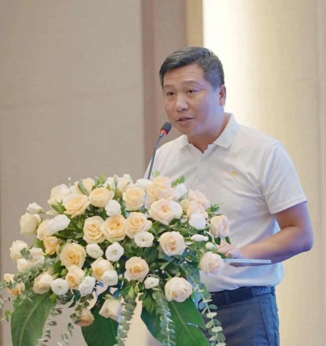 广汽日野·广州华恒20台中置轴轿运车交付仪式圆满举办!3.jpg 广汽日野·广州华恒20台中置轴轿运车交付仪式圆满举办!3.jpg