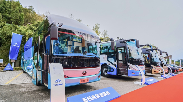 展车车阵.jpg 展车车阵.jpg