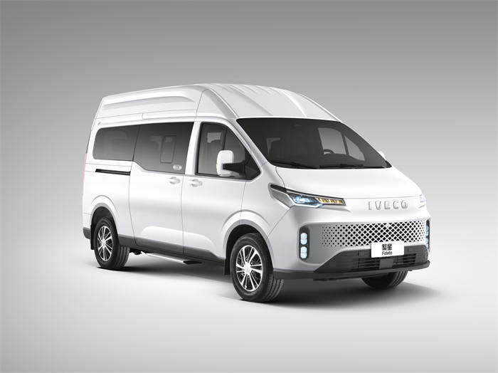 BUS右前60度0300.jpg BUS右前60度0300.jpg