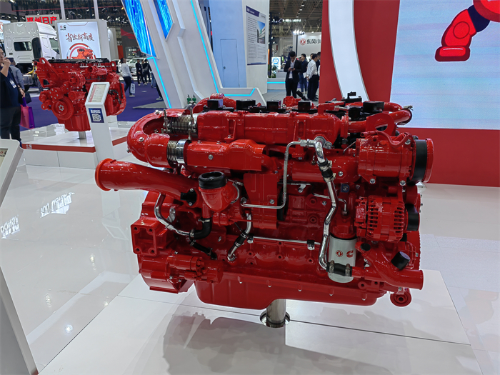 D6.7N发动机.jpg D6.7N发动机.jpg