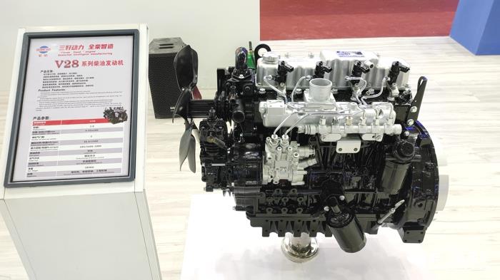 全柴V28系列柴油发动机2.jpg 全柴V28系列柴油发动机2.jpg