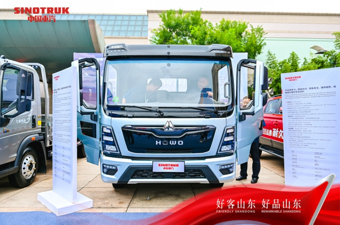 重汽轻卡 (1).jpg 重汽轻卡 (1).jpg