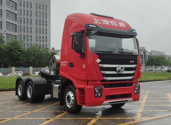 红岩LNG牵引车.jpg 红岩LNG牵引车.jpg
