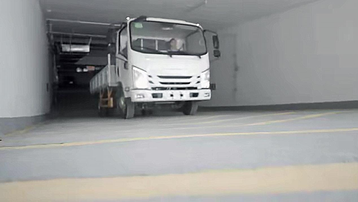 五十铃首款大蓝牌地库轻卡震撼来袭4.png 五十铃首款大蓝牌地库轻卡震撼来袭4.png