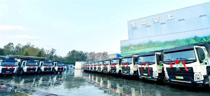 重汽2.jpg 重汽2.jpg