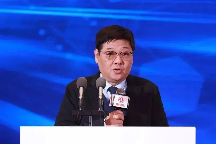 东风汽车股份召开2024年商务大会11.jpg 东风汽车股份召开2024年商务大会11.jpg