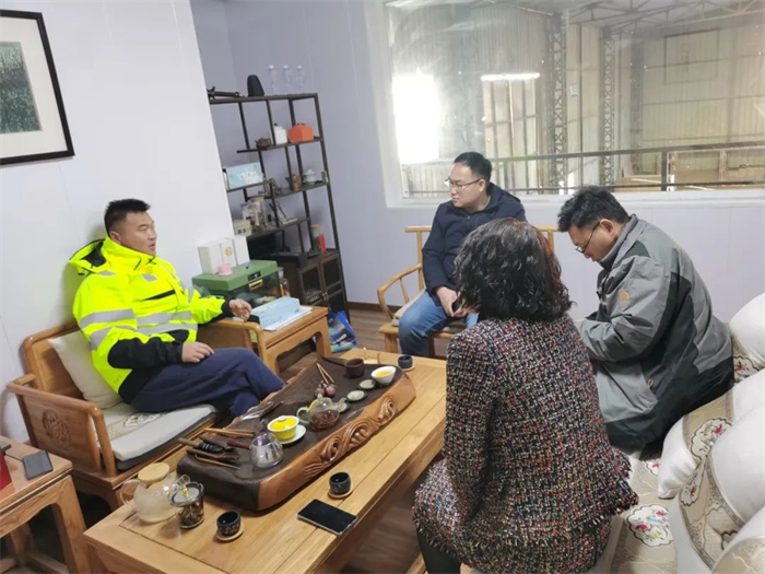 解放10.jpg 解放10.jpg