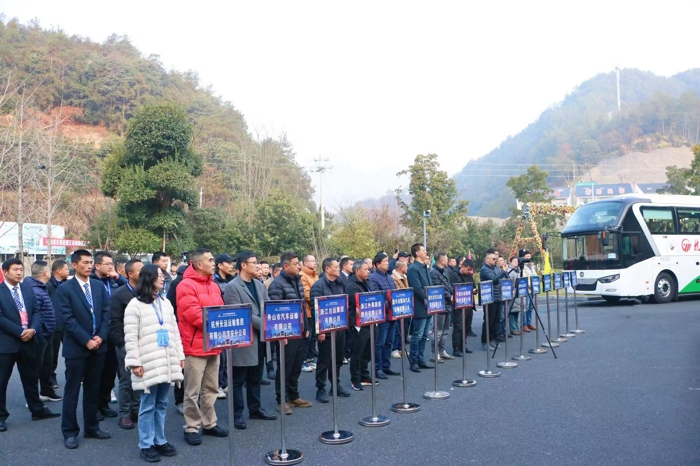 参赛队伍.jpg 参赛队伍.jpg