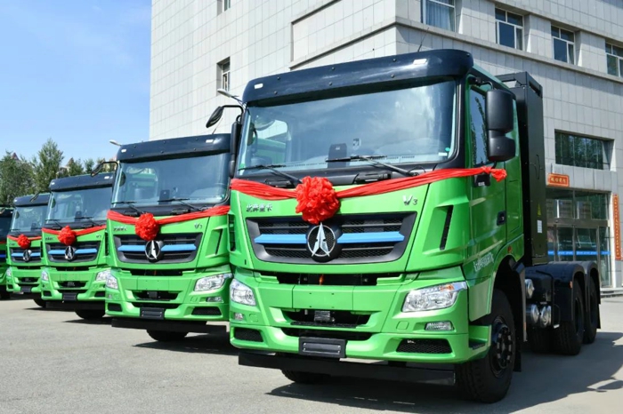 北奔纯电动牵引车.jpg 北奔纯电动牵引车.jpg