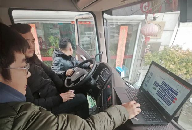 决胜开门红丨吴延寿:为混动车交付运行保驾护航3.jpg 决胜开门红丨吴延寿:为混动车交付运行保驾护航3.jpg