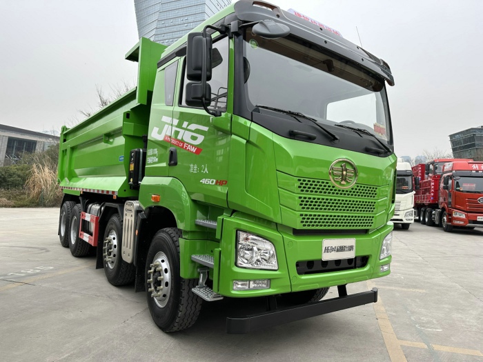 解放JH6 8x4标准版渣土车.jpg 解放JH6 8x4标准版渣土车.jpg