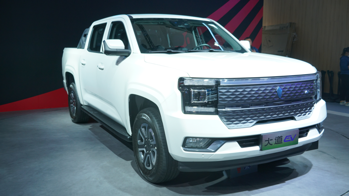 江铃大道EV.png 江铃大道EV.png