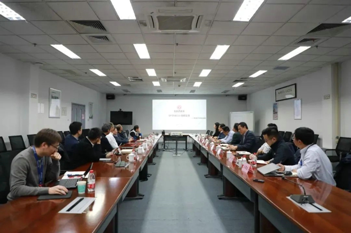 东风商用车与康明斯举行高层座谈1.jpg 东风商用车与康明斯举行高层座谈1.jpg