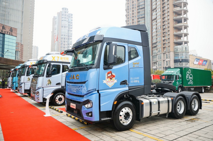 江淮牵引车 (16).jpg 江淮牵引车 (16).jpg