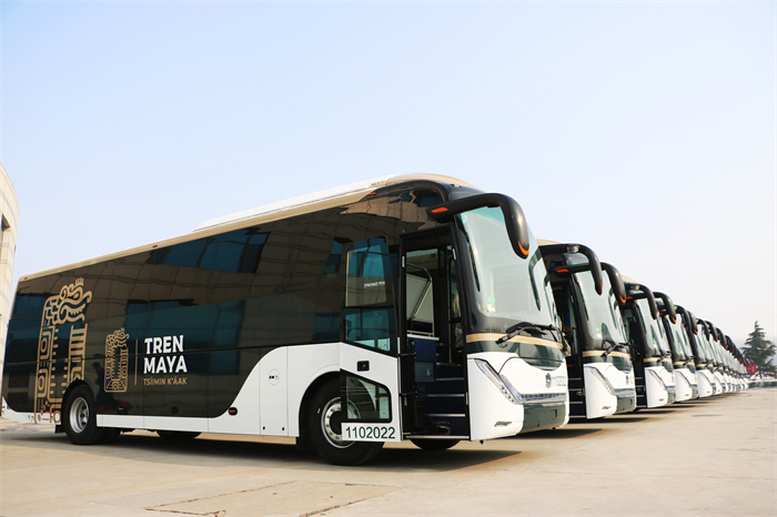 出口墨西哥的中通H11旅游客车.jpg 出口墨西哥的中通H11旅游客车.jpg