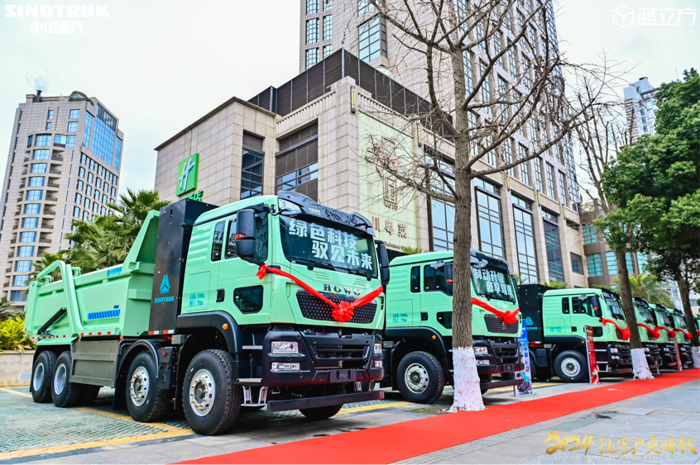 中国重汽新能源 612kWh 渣土车上市发布会3.png 中国重汽新能源 612kWh 渣土车上市发布会3.png