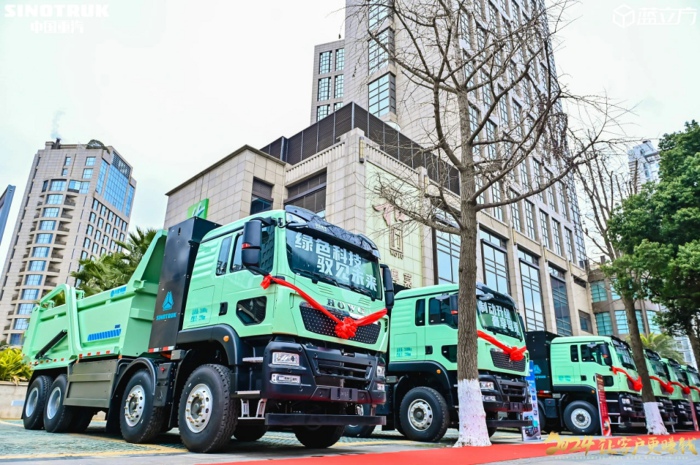 重汽HOWO纯电自卸车.jpg 重汽HOWO纯电自卸车.jpg