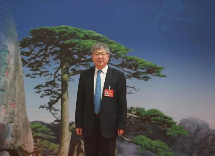 尹同跃.jpg 尹同跃.jpg