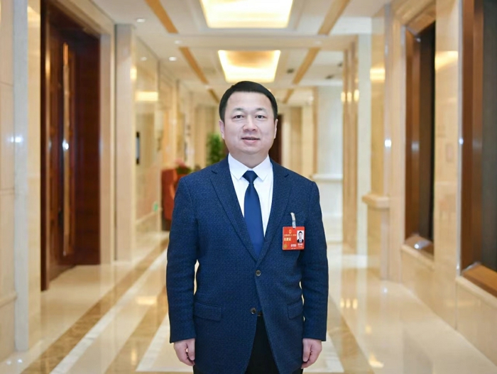 张国强.jpg 张国强.jpg