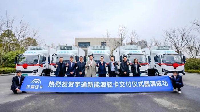 宇通轻卡14.jpg 宇通轻卡14.jpg
