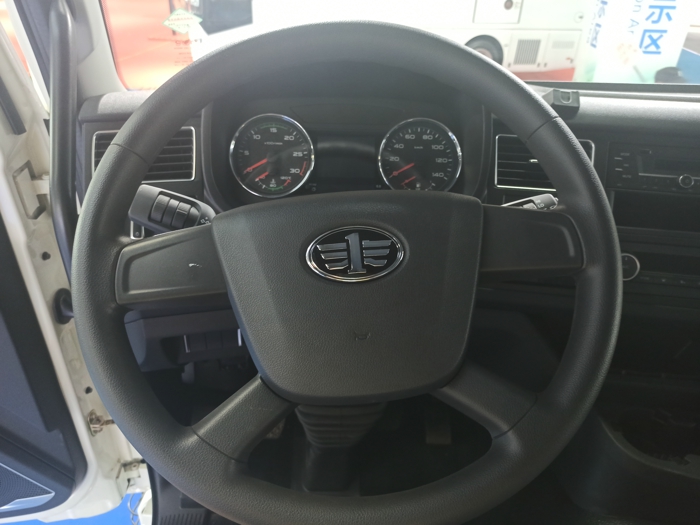 解放自卸车4.jpg 解放自卸车4.jpg