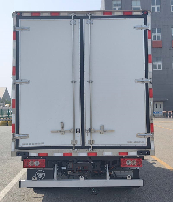奥铃换电冷藏车2.jpg 奥铃换电冷藏车2.jpg