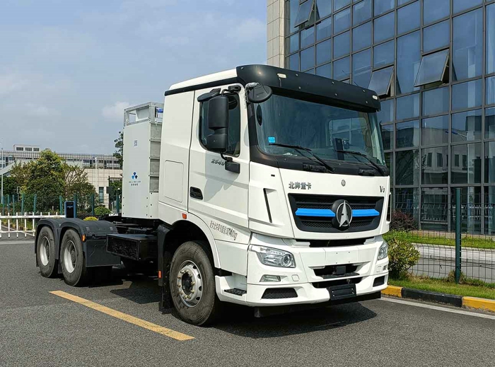 北奔换电牵引车.jpg 北奔换电牵引车.jpg