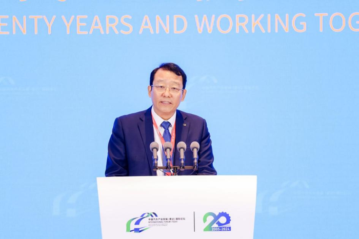 广州汽车集团股份有限公司党委副书记、总经理冯兴亚.png 广州汽车集团股份有限公司党委副书记、总经理冯兴亚.png