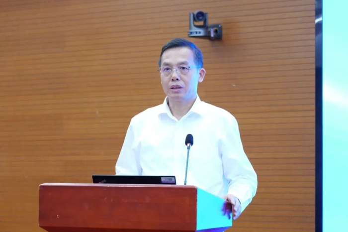 牵手清华大学 共谋智驾未来5.jpg 牵手清华大学 共谋智驾未来5.jpg