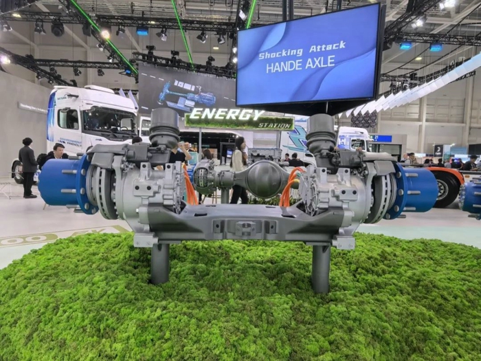 汉德车桥HDE13t 轮边电驱桥.jpg 汉德车桥HDE13t 轮边电驱桥.jpg