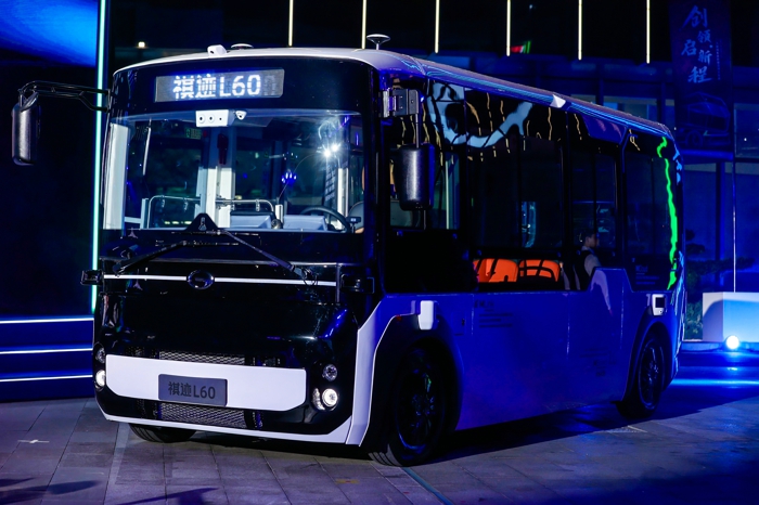 Robobus L60.jpg