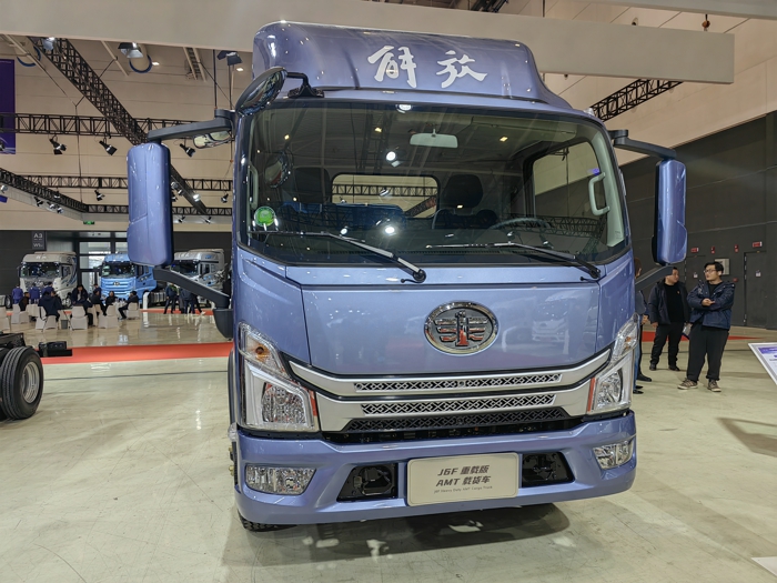 J6F重载版AMT载货车2.jpg J6F重载版AMT载货车2.jpg
