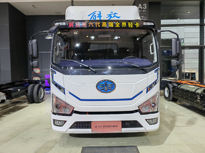 虎6G复合版冷藏车2.jpg 虎6G复合版冷藏车2.jpg