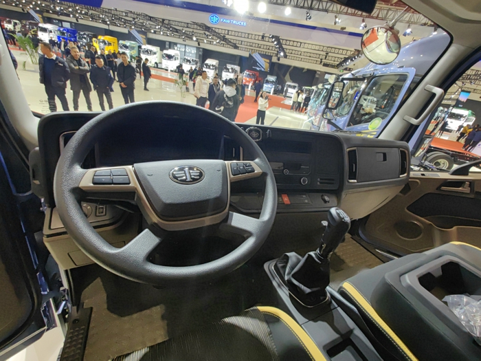 虎V重载版载货车5.jpg 虎V重载版载货车5.jpg