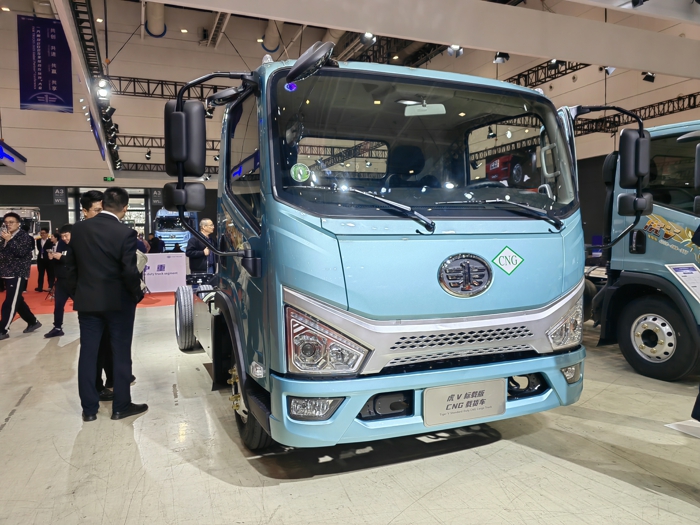 虎V标载版CNG载货车2.jpg 虎V标载版CNG载货车2.jpg