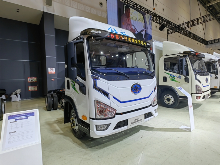 虎6G复合版快充冷藏车2.jpg 虎6G复合版快充冷藏车2.jpg