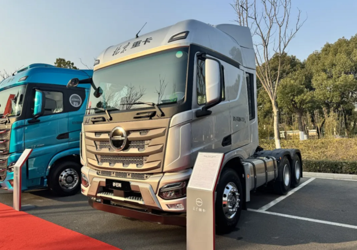 北汽重卡追梦加强版砂石料牵引车.png 北汽重卡追梦加强版砂石料牵引车.png