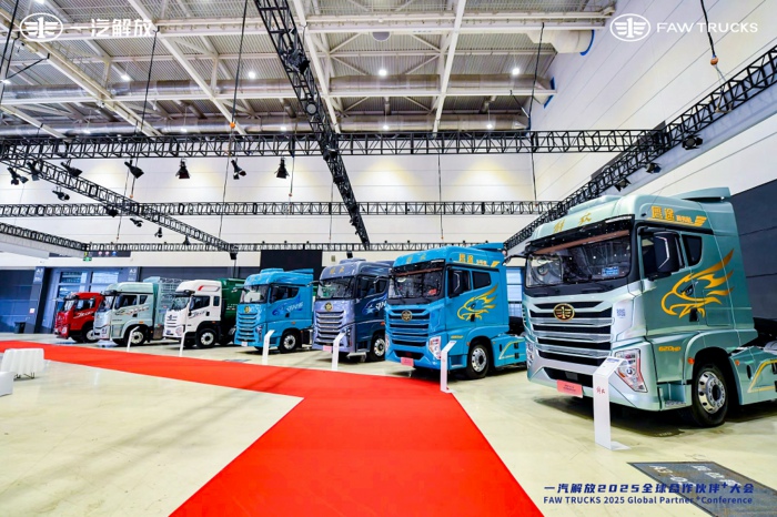 解放卡车.JPG 解放卡车.JPG