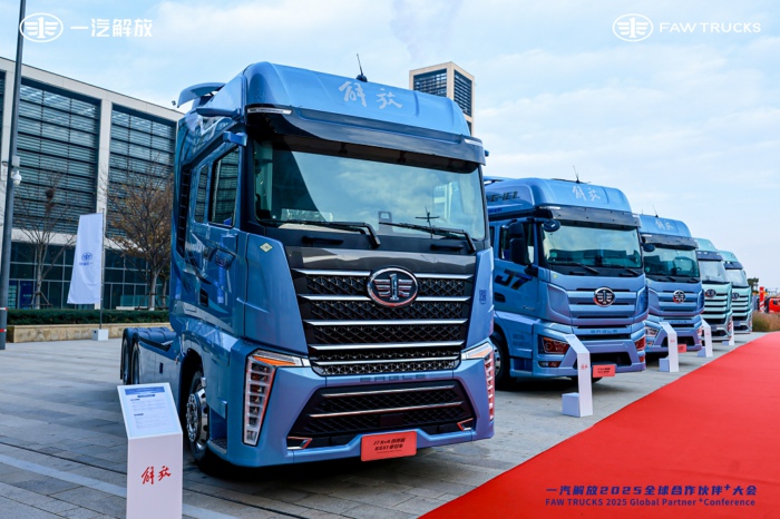 GUO4949.JPG GUO4949.JPG