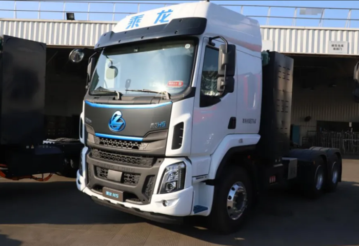 乘龙H5新能源牵引车.png 乘龙H5新能源牵引车.png